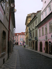038 - Una calle de Praga.JPG