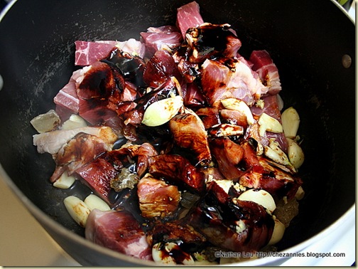 pork, garlic, soy sauce for tau yu bak
