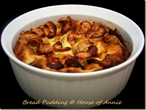 bread pudding baked with apples