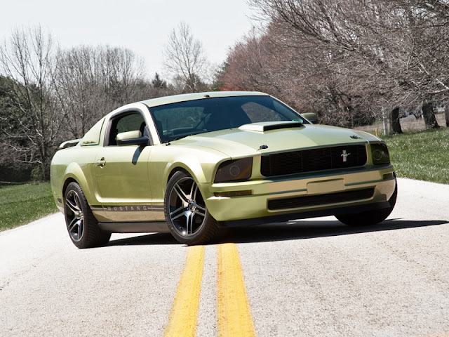 Ford Mustang V6 2005