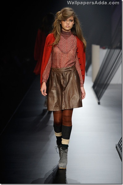 2010 L Oreal Melbourne Fashion Festival Day 4pYLszo45wPl[1]