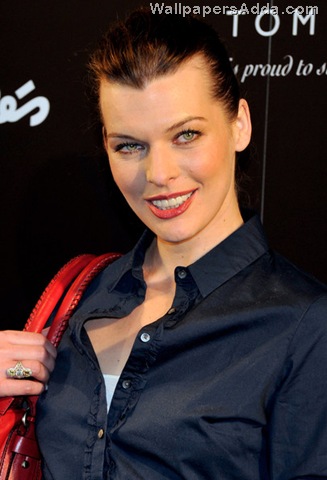 [Milla+Jovovich+Presents+Tommy+Hilfiger+Limited+G2fIRe6d4fGl[2].jpg]