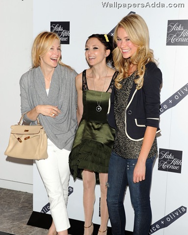 [Alice+Olivia+Saks+Fifth+Avenue+Launch+Party+yyrIF_Z4CmYl[2].jpg]