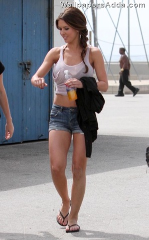 [Audrina+Patridge+Finishing+Photo+Shoot+Venice+T_FE9LFkKrdl[2].jpg]