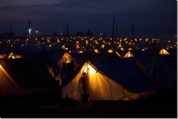 EMILIO MORENATTI AP.-Refugiados-afganos-1