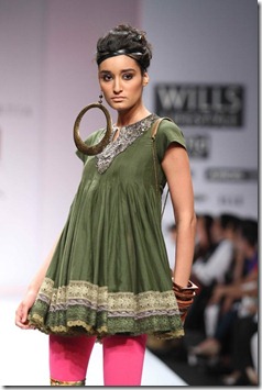 WIFW SS2011 Collection by Kavita Bhartia4