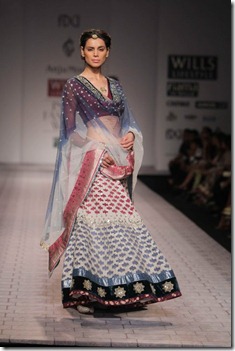 WIFW SS 2011 collection by  Anju Modi18