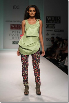 WIFW SS 2011 colection by Roma Narsinghani (10)