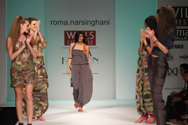 [WIFW SS 2011 colection by Roma Narsinghani (12)[5].jpg]