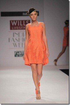 WIFW SS 2011  collection by Manish Gupta (10)
