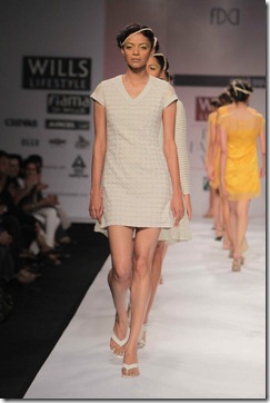 WIFW SS 2011  collection by Manish Gupta (6)