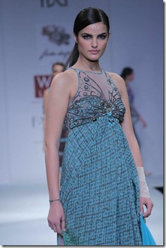 WIFW SS 2011  Geisha Designs by Paras & Shalini (8)