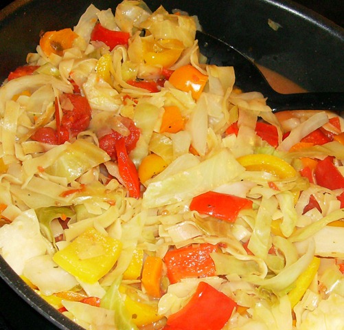 [Simple Cookery Cabbage & Peppers[2].jpg]