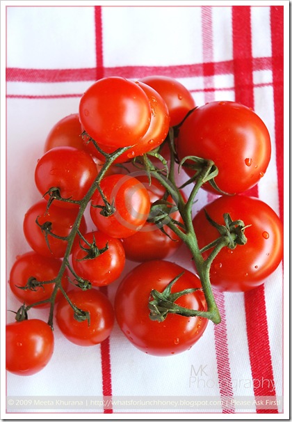 Tomatoes (04) by MeetaK