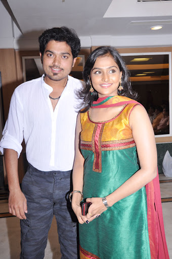 CLICK THE ABOVE ARROW TO  ZOOM THE IMAGE