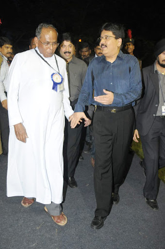 CLICK THE ABOVE ARROW TO  ZOOM THE IMAGE