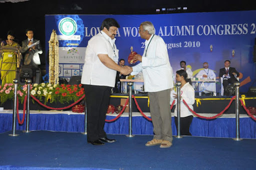 CLICK THE ABOVE ARROW TO  ZOOM THE IMAGE