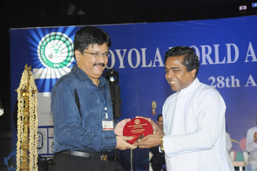 CLICK THE ABOVE ARROW TO  ZOOM THE IMAGE