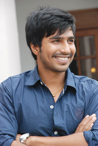 CLICK THE ABOVE ARROW TO  ZOOM THE IMAGE