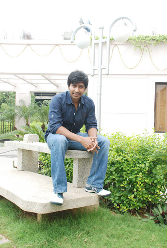 CLICK THE ABOVE ARROW TO  ZOOM THE IMAGE