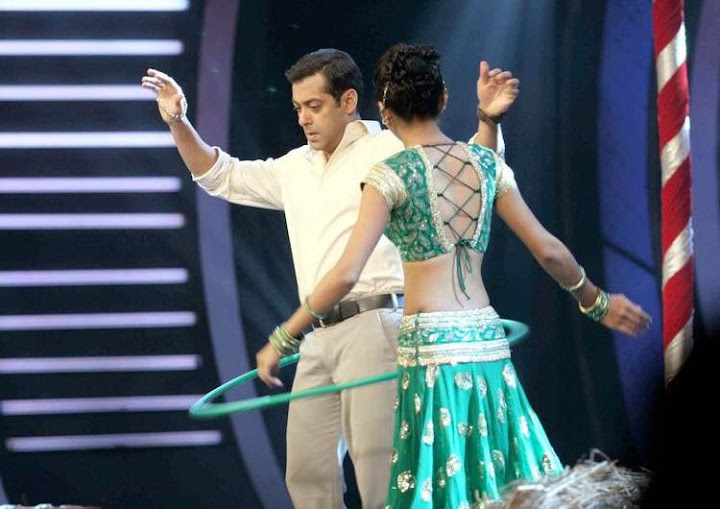 CLICK THE ABOVE ARROW TO  ZOOM THE IMAGE