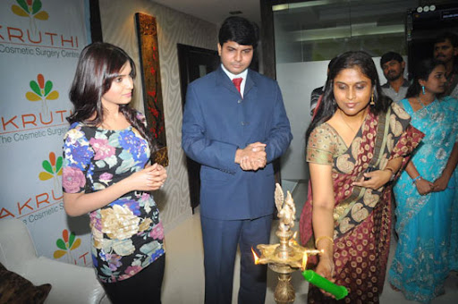 CLICK THE ABOVE ARROW TO  ZOOM THE IMAGE