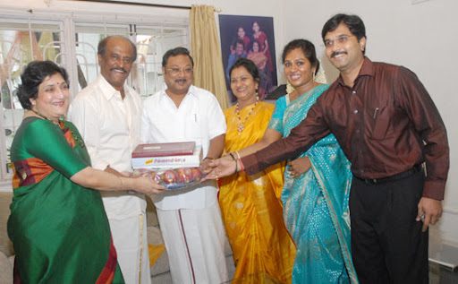 CLICK THE ABOVE ARROW TO  ZOOM THE IMAGE