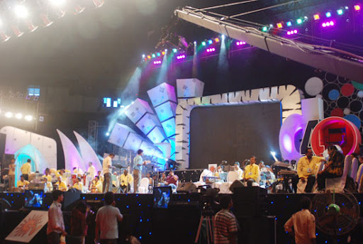 CLICK THE ABOVE ARROW TO  ZOOM THE IMAGE