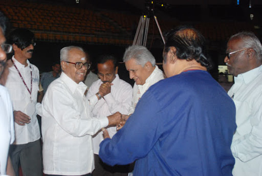 CLICK THE ABOVE ARROW TO  ZOOM THE IMAGE