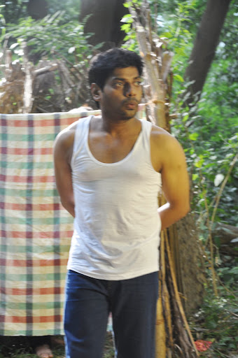 CLICK THE ABOVE ARROW TO  ZOOM THE IMAGE