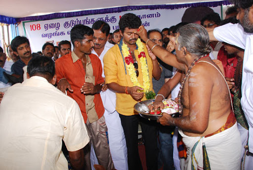 CLICK THE ABOVE ARROW TO  ZOOM THE IMAGE