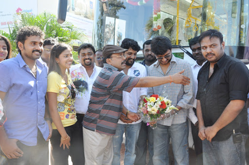 CLICK THE ABOVE ARROW TO  ZOOM THE IMAGE