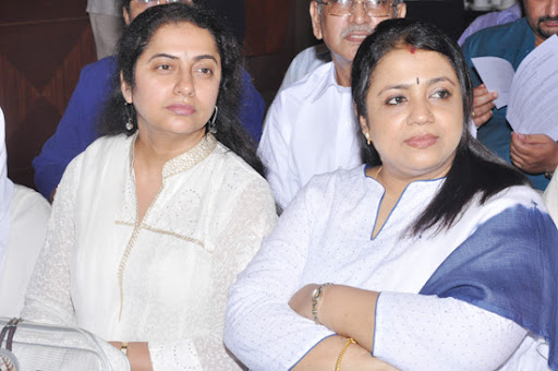 CLICK THE ABOVE ARROW TO  ZOOM THE IMAGE