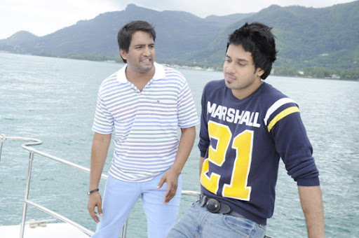 CLICK THE ABOVE ARROW TO  ZOOM THE IMAGE