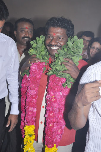 CLICK THE ABOVE ARROW TO  ZOOM THE IMAGE