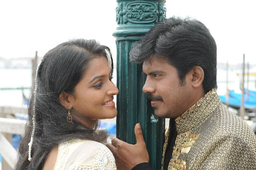 CLICK THE ABOVE ARROW TO  ZOOM THE IMAGE