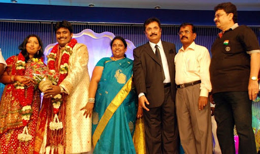 CLICK THE ABOVE ARROW TO  ZOOM THE IMAGE