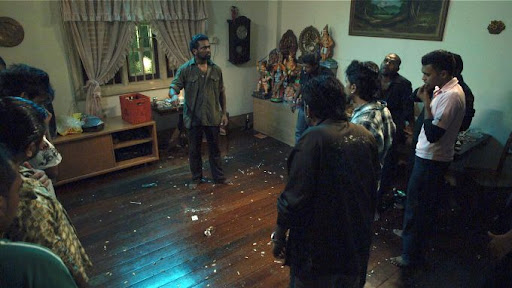 CLICK THE ABOVE ARROW TO  ZOOM THE IMAGE