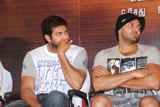 CLICK THE ABOVE ARROW TO  ZOOM THE IMAGE