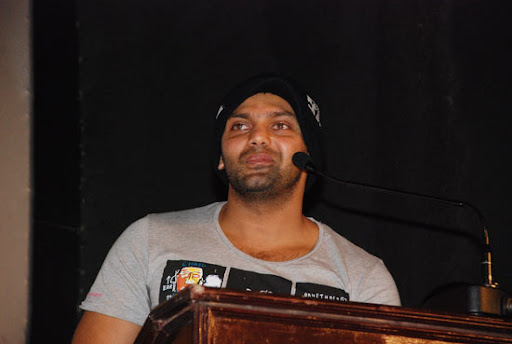 CLICK THE ABOVE ARROW TO  ZOOM THE IMAGE