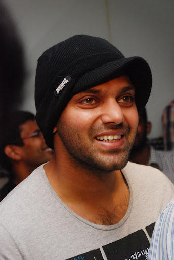 CLICK THE ABOVE ARROW TO  ZOOM THE IMAGE