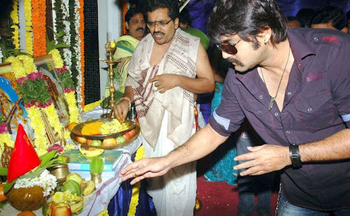 CLICK THE ABOVE ARROW TO  ZOOM THE IMAGE