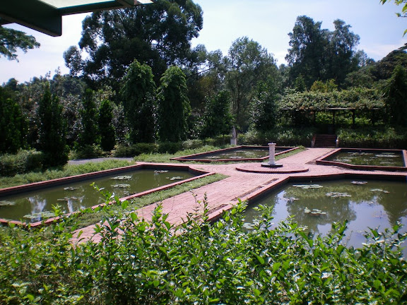 Sundial Garden