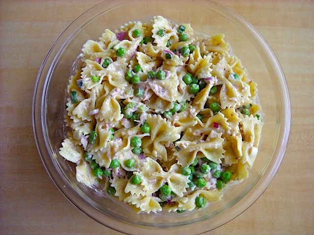 Tuna Pasta Salad with Peas finished and placed in clear bowl 