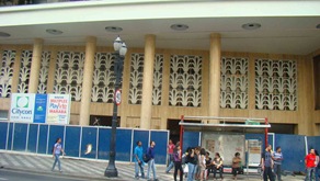 Fachada do Cine Marabá durante a reforma. Foto de Gladstone Barreto