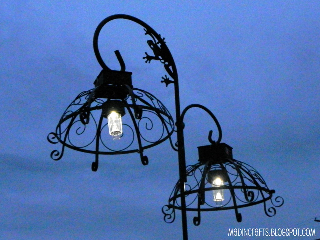 [iron-planter-outdoor-solar-lantern5.jpg]