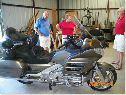 Walt, Diana and Don admiring their Gold Wing