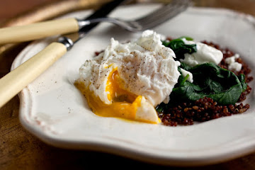 Quinoa, Spinach and Poached Egg