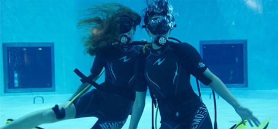 divers-pool2