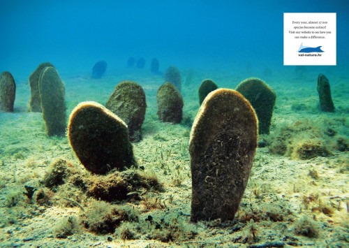 [underwater-grave_0-500x355[4].jpg]